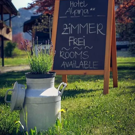 ألبينا فندق