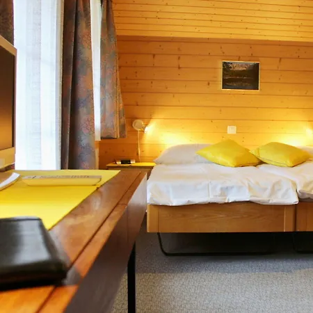 ألبينا كاندرستغ